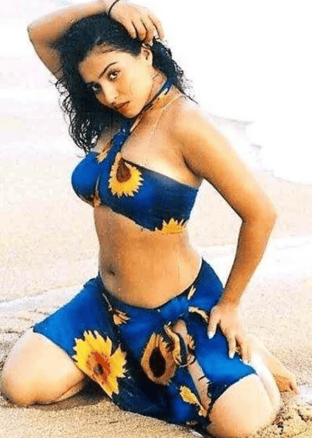 MUMTAJ BELLYBUTTON ABDOMEN CURVES CHUBBY